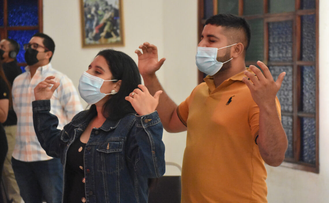 Jornada de Oración con el cantante Jon Carlo